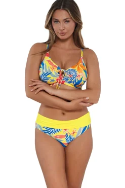 Discount Sunsets Suncatcher Kauai Keyhole Top